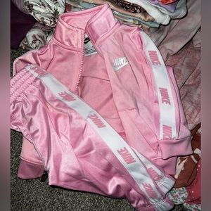 9mos baby girl pink NIKE sweatsuit